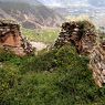 Ruins at mKhar rdo hermitage