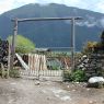 The gate to a private residence in the village of sPyi pa, in Kong po