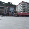 Shopping mall in Dartsedo (Kangding)