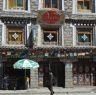 Hotel and restaurant in Lhagang town.&nbsp;