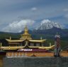 Snow mountain behind Lhagang Monatsery building.&nbsp;