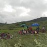 People gathered at events getting ready for lunch