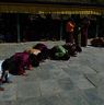 Women of Nangkor praying and bowing