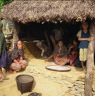 Women around the 'kuni' near the Blacksmiths' village