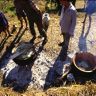 Two huge cooking pots 'pae lava'