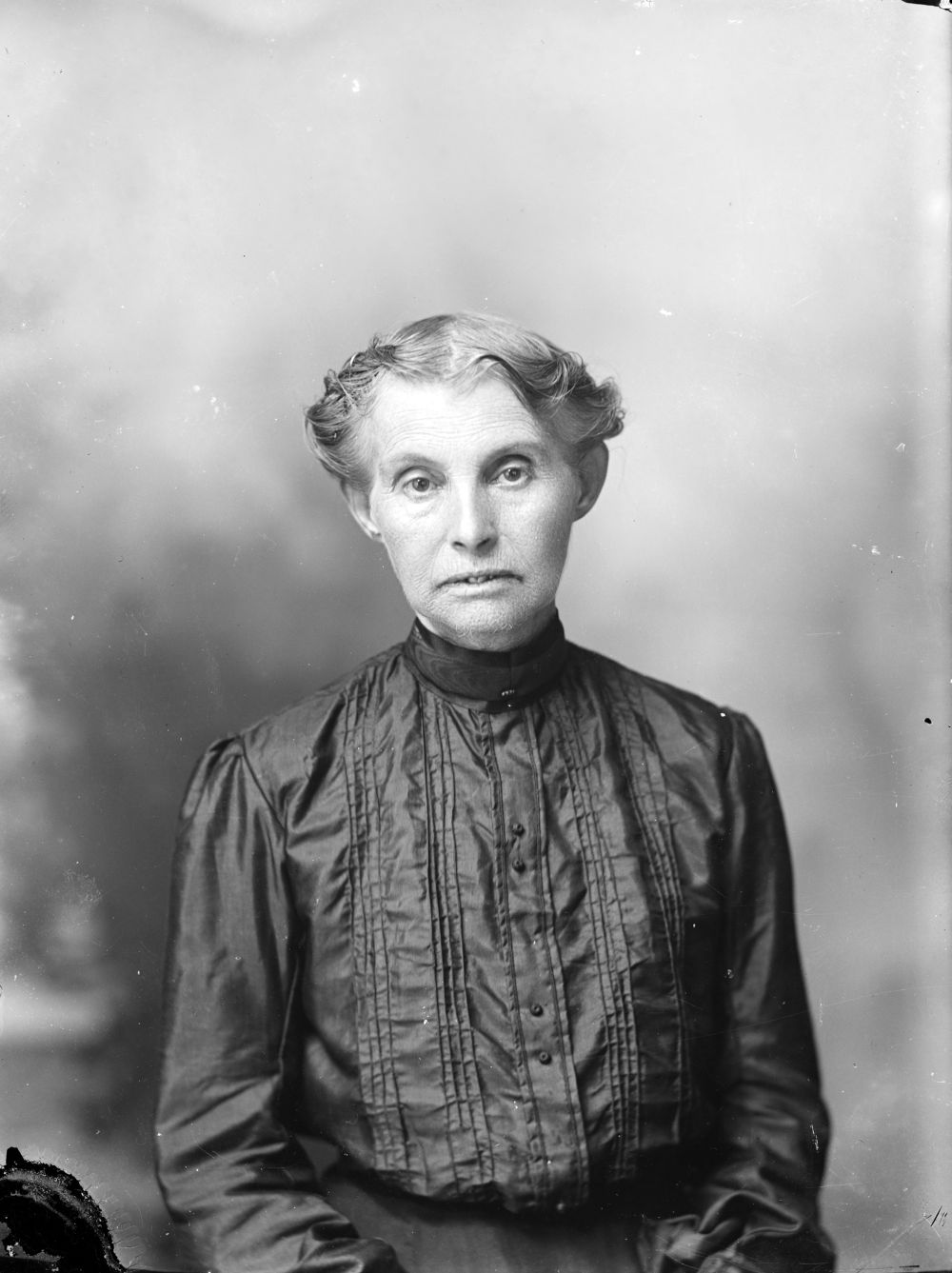 Unidentified woman (H18793A2)