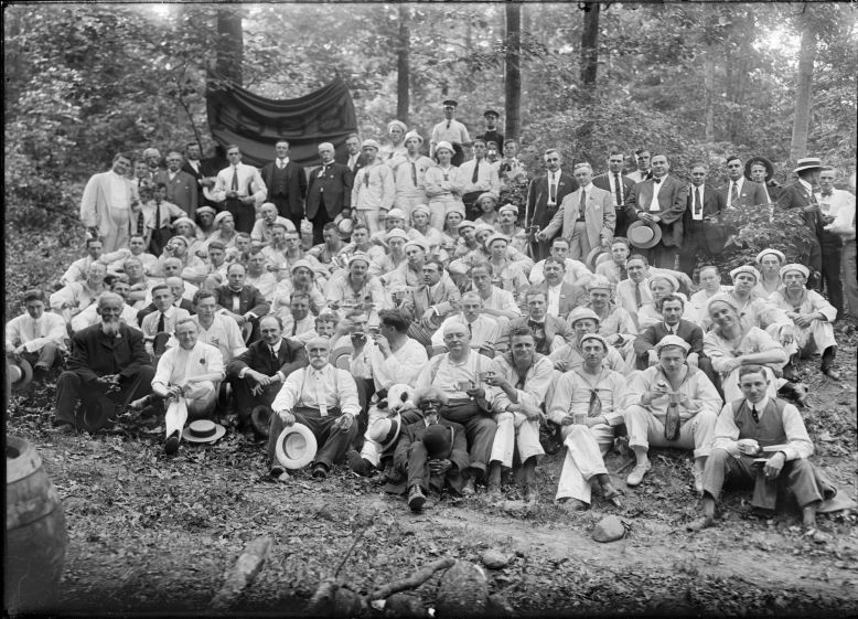 1908 and 1913 Clan Barbecue