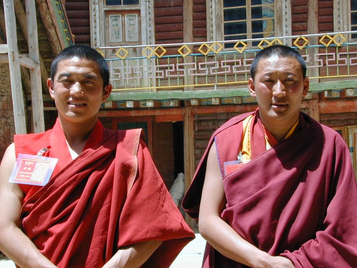 The body guards of Khenpo Jigme Phuntsok, the founder of Larung Gar ...