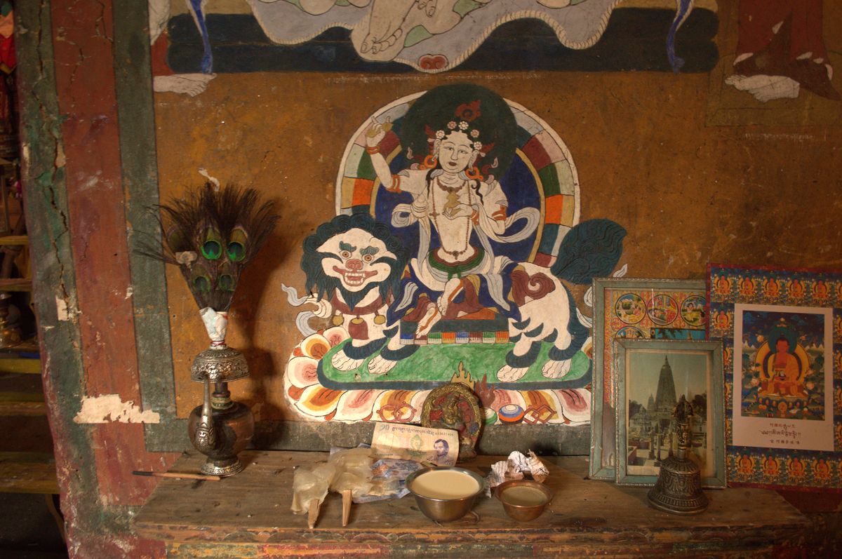 The mural wall painting of Tashi Tsheringma in Hongtsho lhakhang in ...