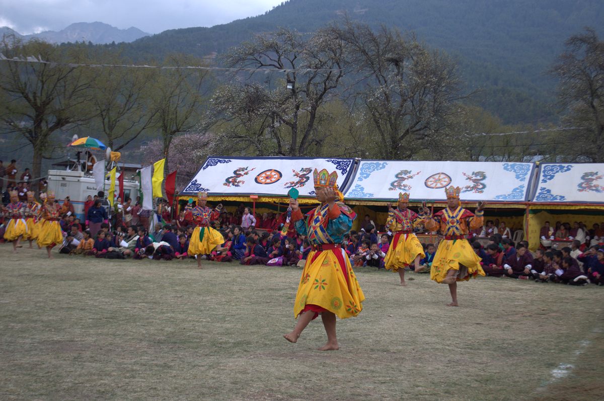 The Rigma Chudruk Cham Performed By Mongar Tsakaling Dancers Mandala Collections Images